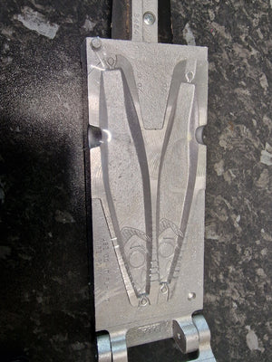 DO-IT Flutter Jig Mould 7oz / 9oz